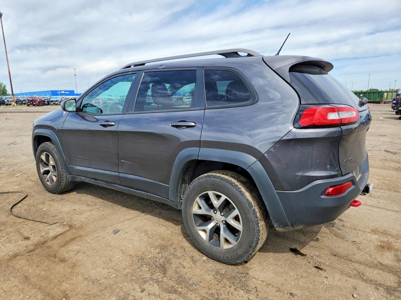 2015 Jeep Cherokee Trailhawk - Фото 2