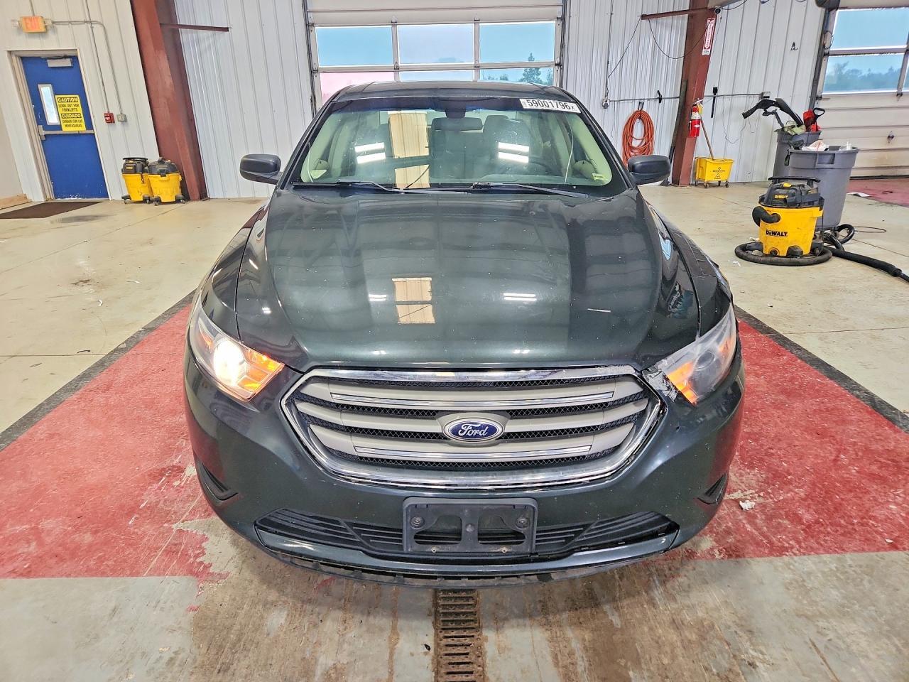 2016 Ford Taurus Se - Фото 5