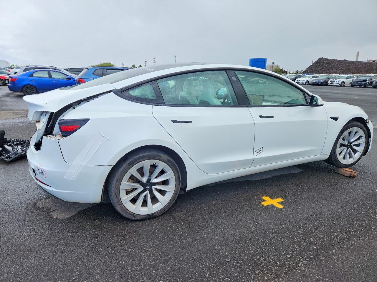2023 Tesla Model 3 - Image 3
