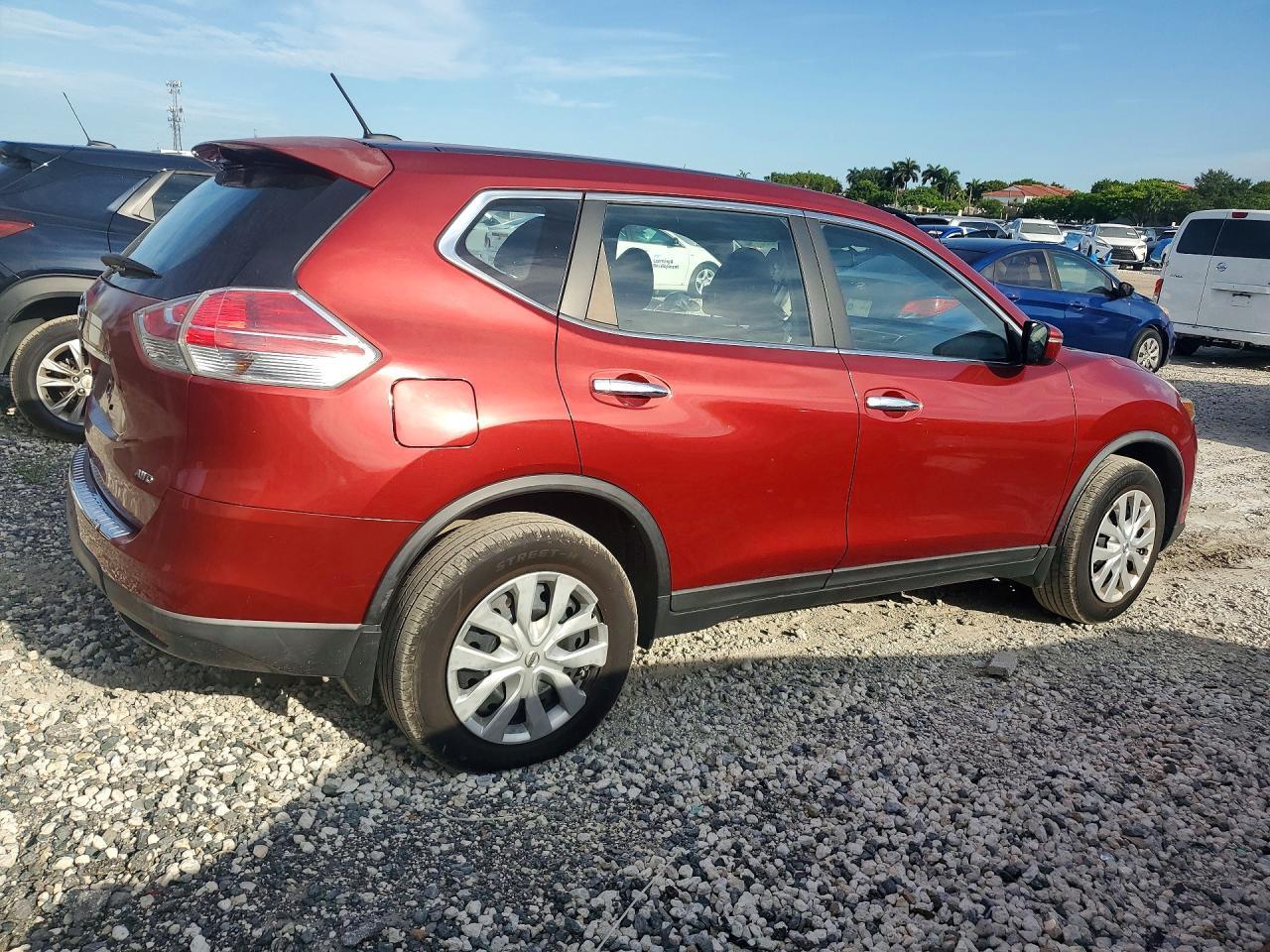 2015 Nissan Rogue S - Image 3