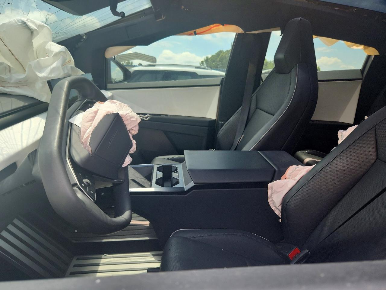 2024 Tesla Cybertruck - Фото 7