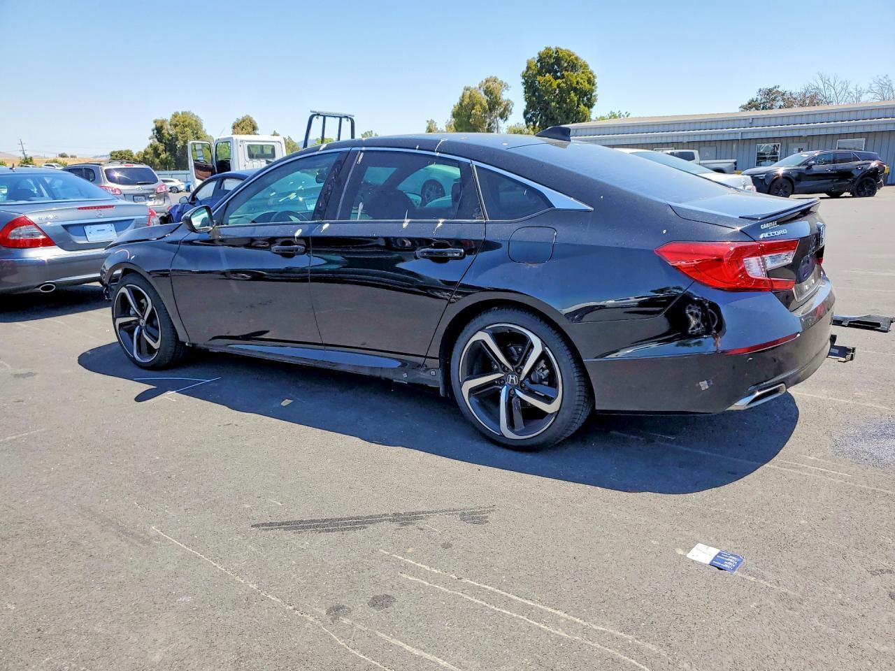 2021 Honda Accord Sport - Image 2
