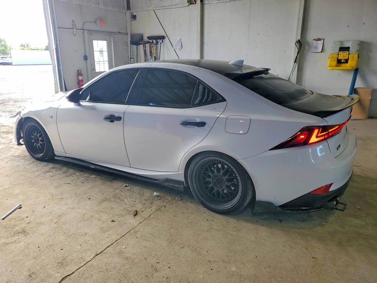 2015 Lexus Is 250 - Фото 2