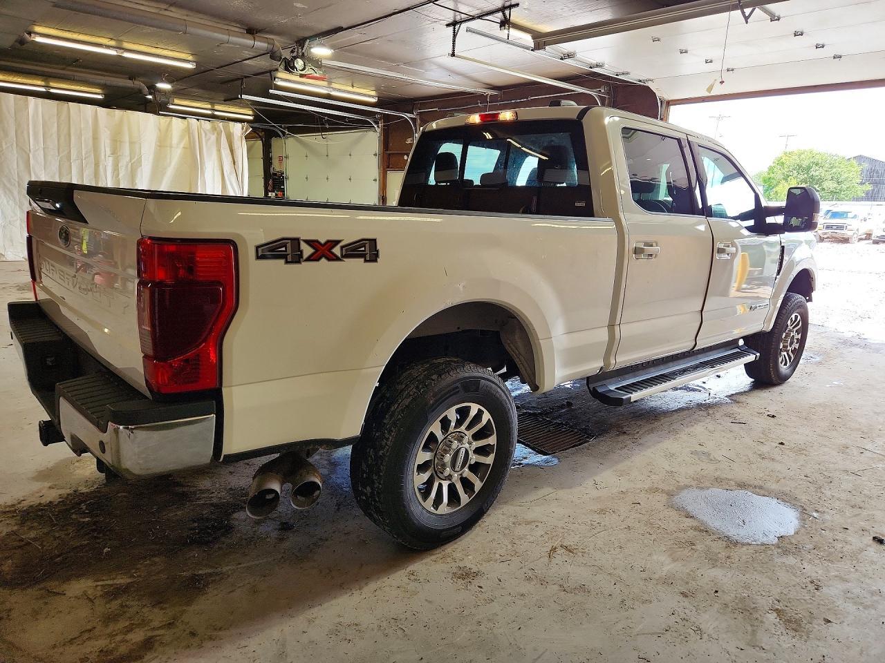 2022 Ford F-250 Super Duty - Фото 3