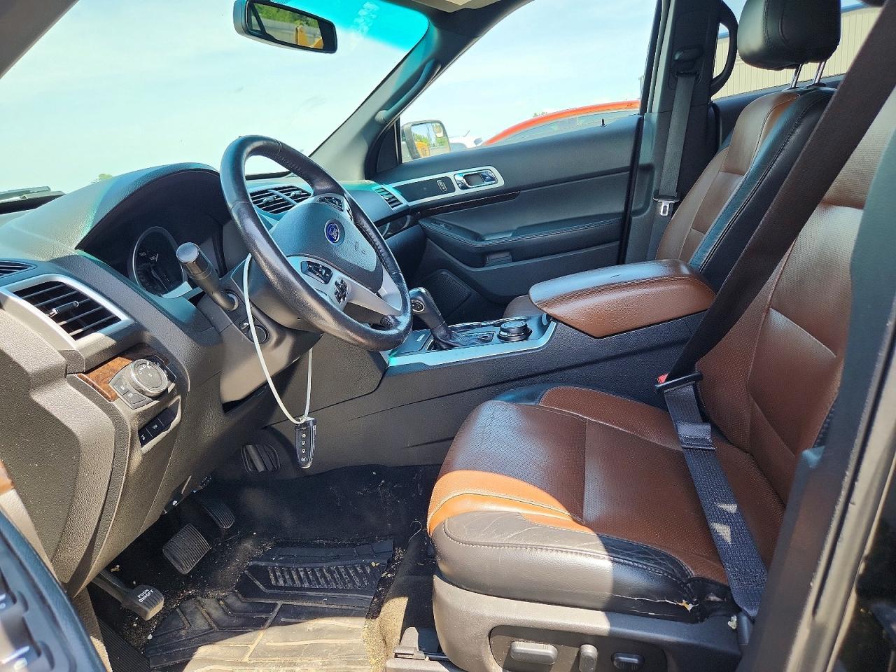 2015 Ford Explorer Limited - Image 7