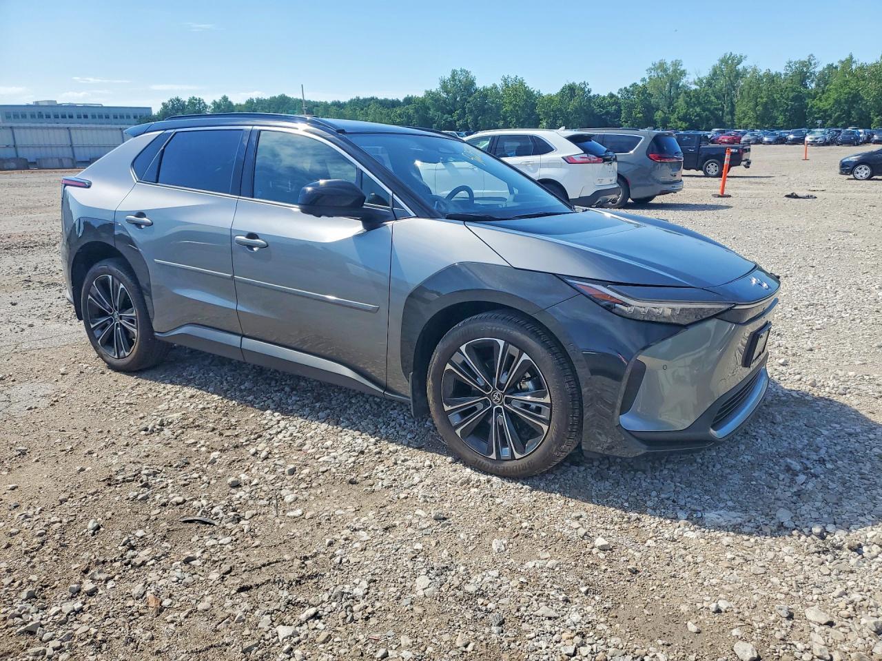 2024 Toyota Bz4X Limited - Фото 4