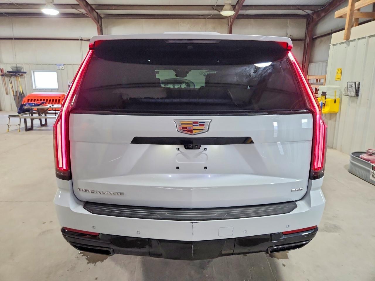 2026 Cadillac Escalade Sport - Фото 6