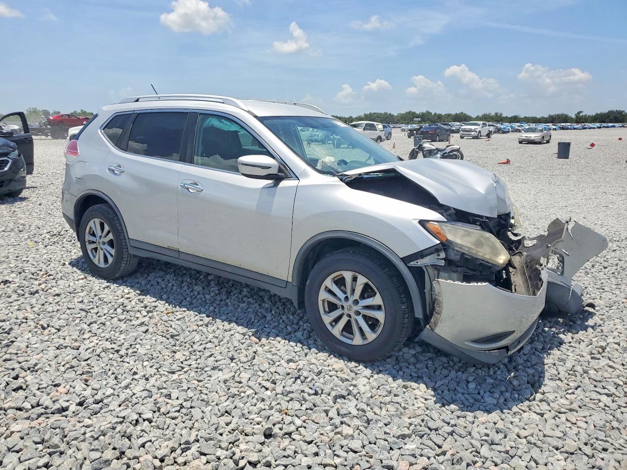 2016 Nissan Rogue Sv - Image 4