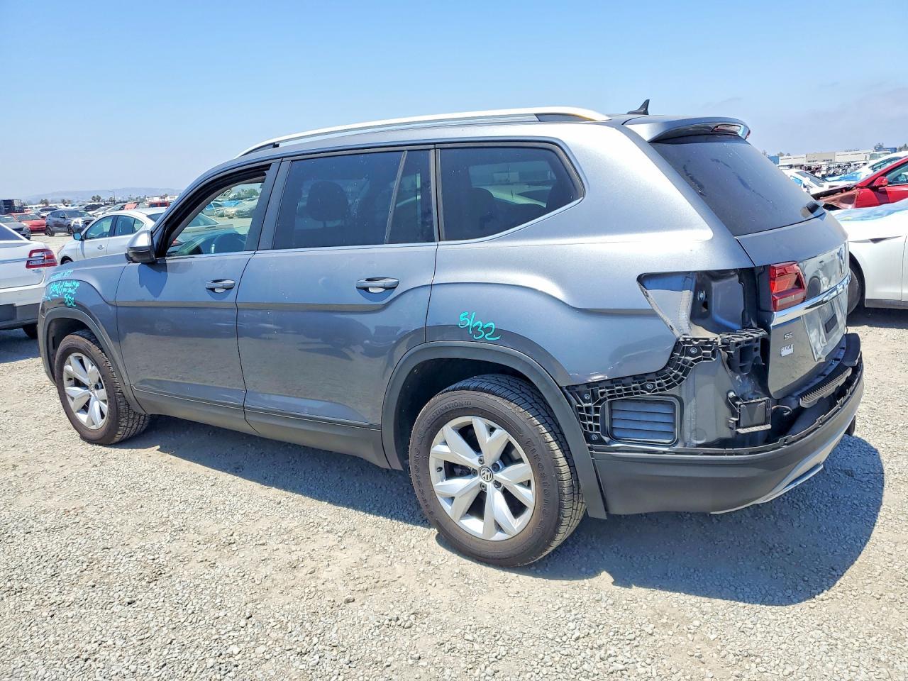 2018 Volkswagen Atlas Se - Фото 2