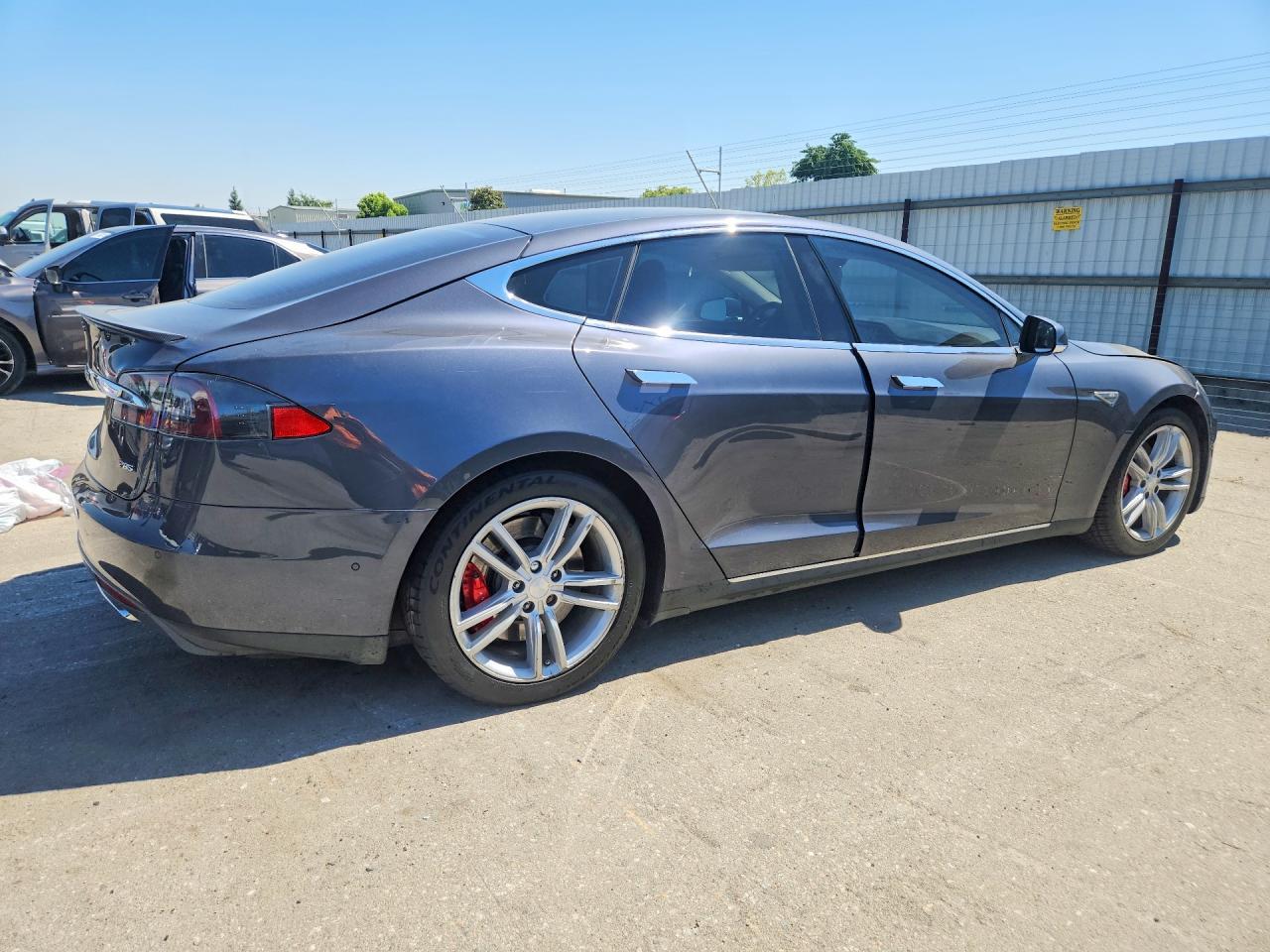 2014 Tesla Model S - Image 3