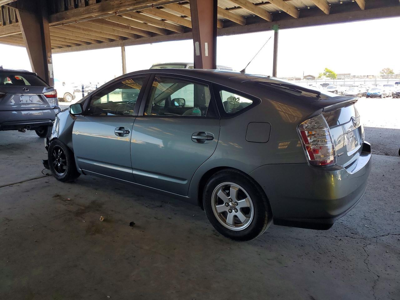 2005 Toyota Prius Base - Фото 2