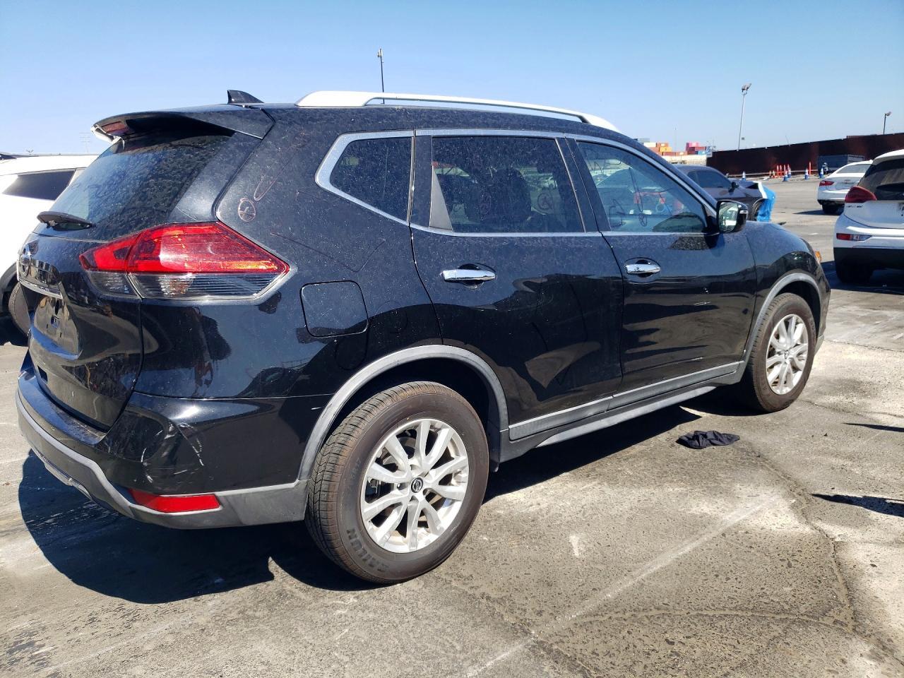 2017 Nissan Rogue Sv - Image 3