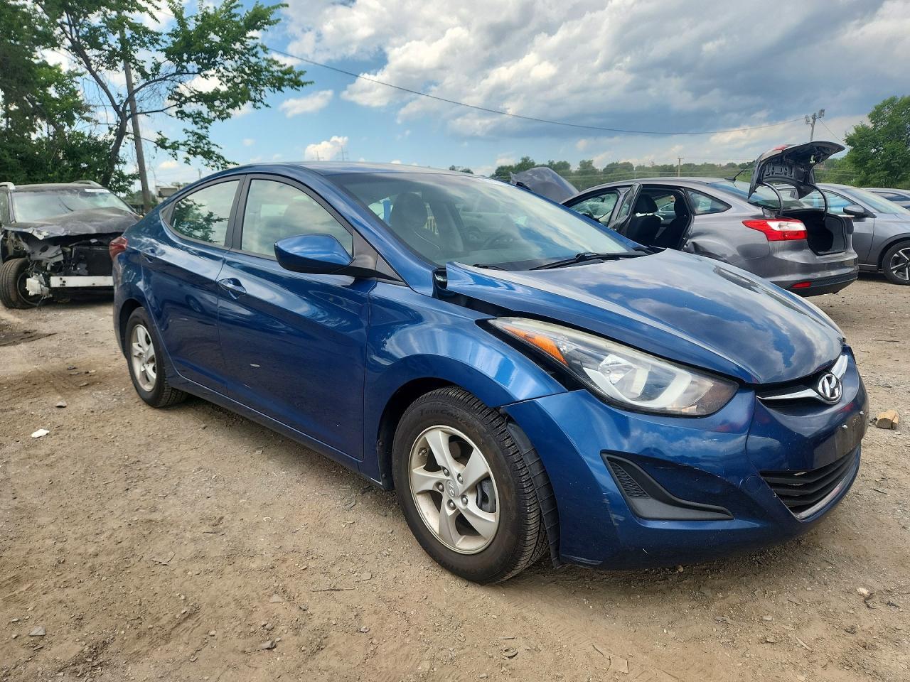 2014 Hyundai Elantra Se - Image 4
