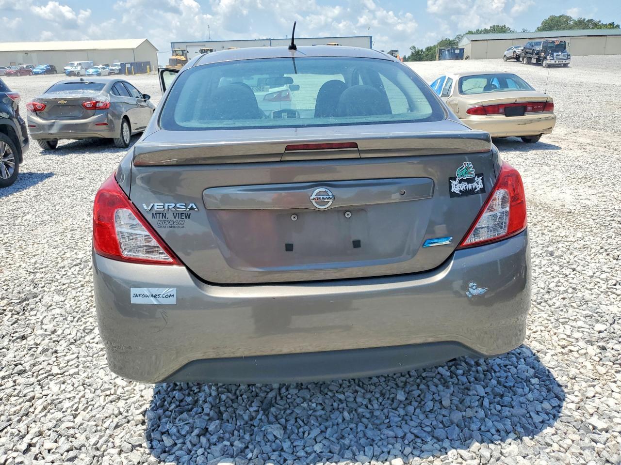 2015 Nissan Versa 1.6 S Plus - Фото 6