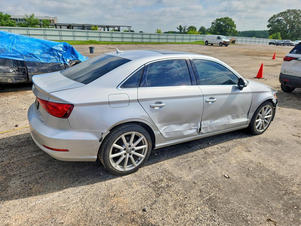 2015 Audi A3 Premium - Image 3