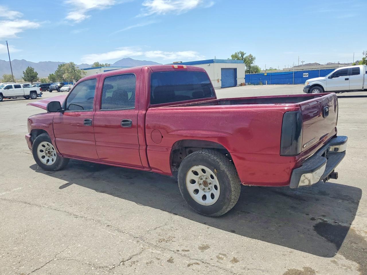 2006 Chevrolet Silverado C1500 - Image 2