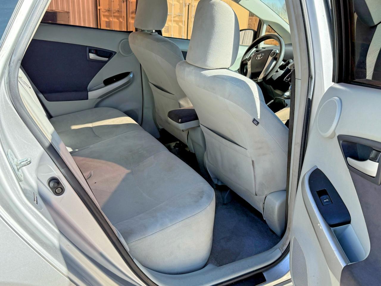 2010 Toyota Prius Iii - Фото 6