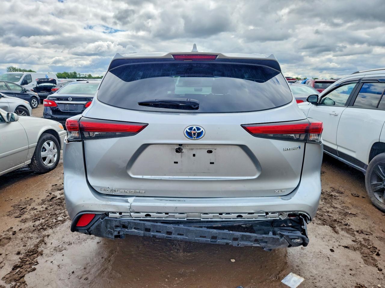 2021 Toyota Highlander Hybrid Xle - Image 6