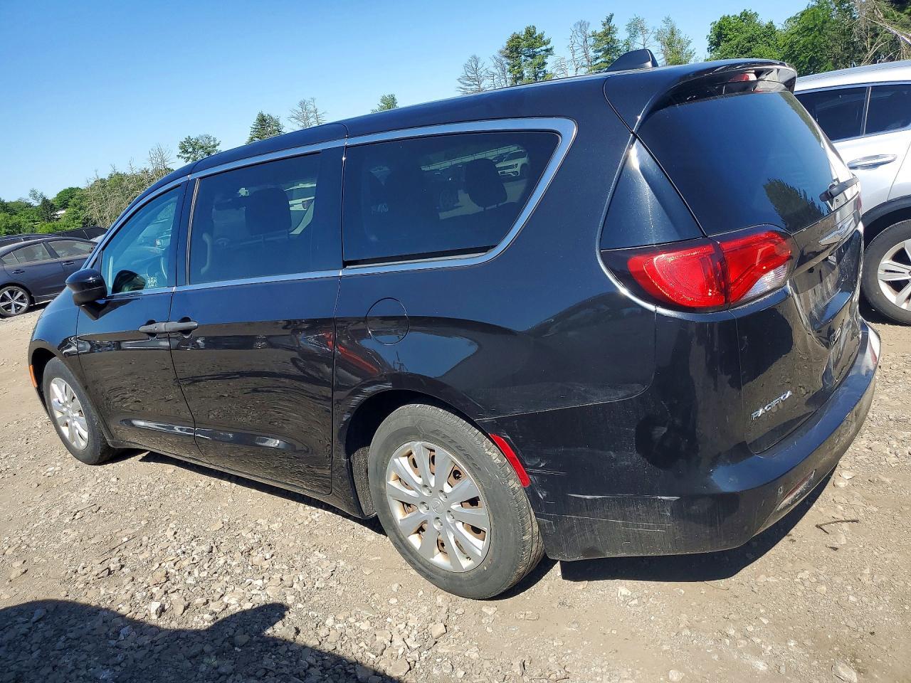 2018 Chrysler Pacifica L - Фото 2