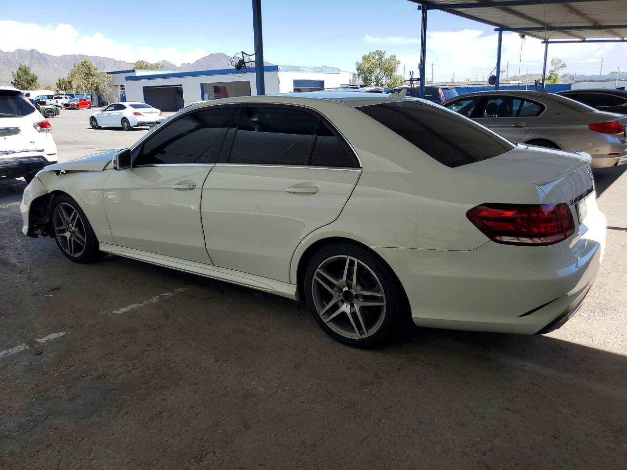 2014 Mercedes-Benz E 350 4Matic - Фото 2