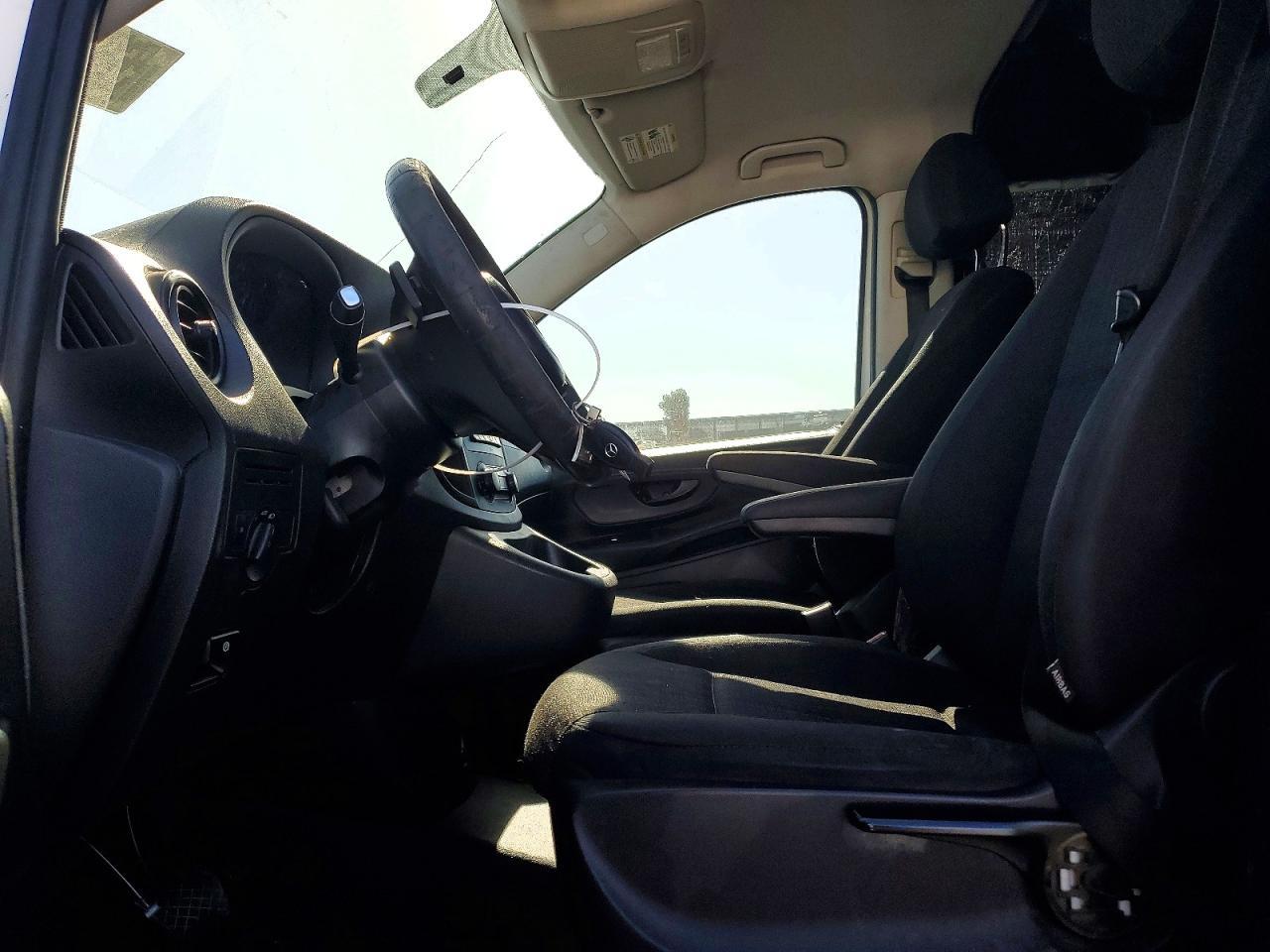 2017 Mercedes-Benz Metris - Delivery Van - Фото 7