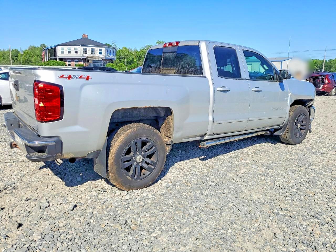 2017 Chevrolet Silverado K1500 Lt - Фото 3