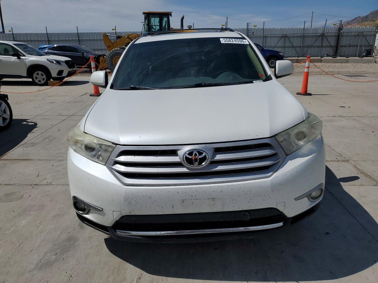 2013 Toyota Highlander Se - Фото 5