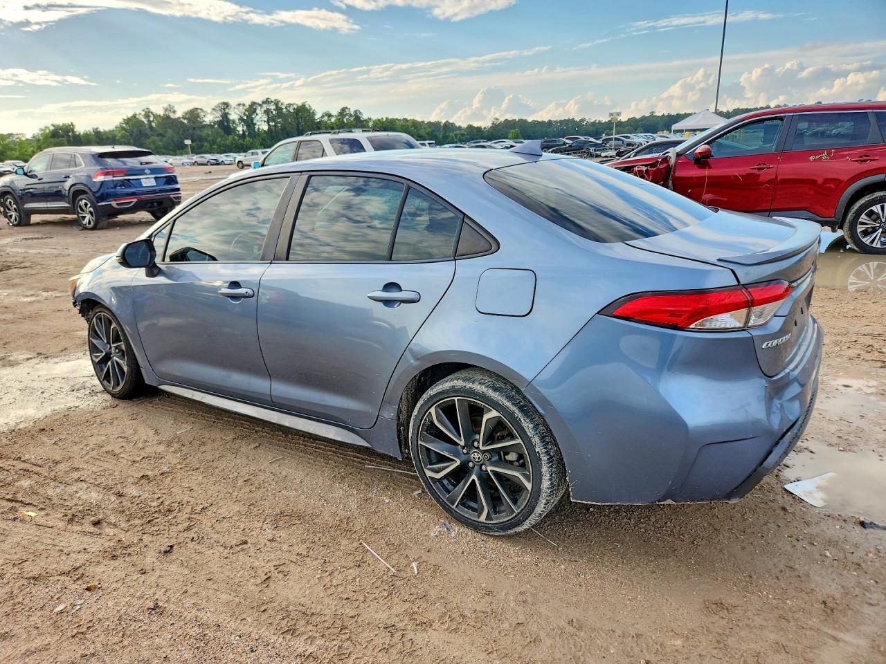 2021 Toyota Corolla Se - Фото 2