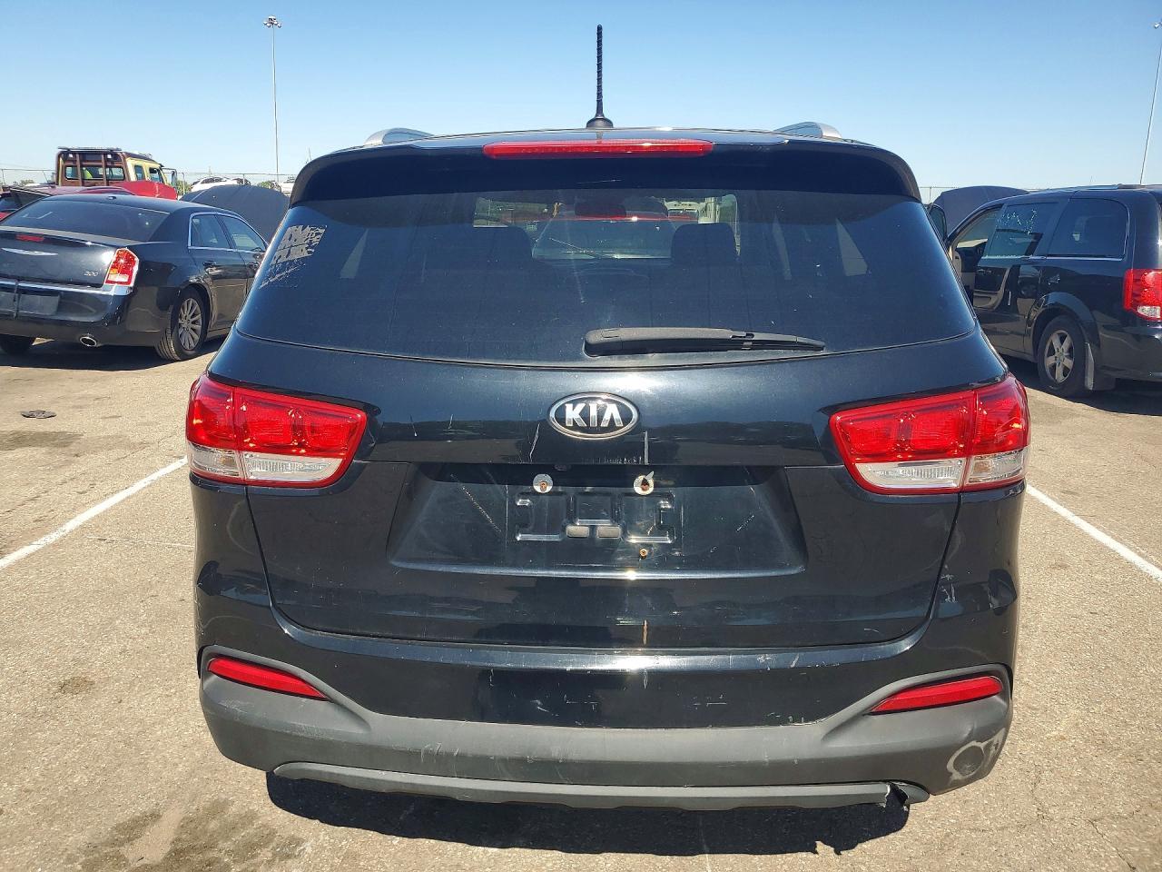 2017 Kia Sorento Lx V6 - Фото 6