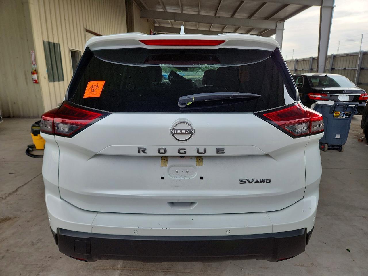 2024 Nissan Rogue Sv - Image 6