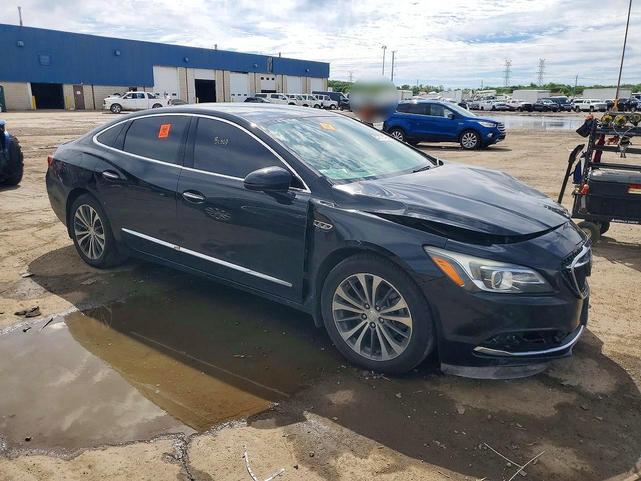 2017 Buick Lacrosse Premium - Image 4