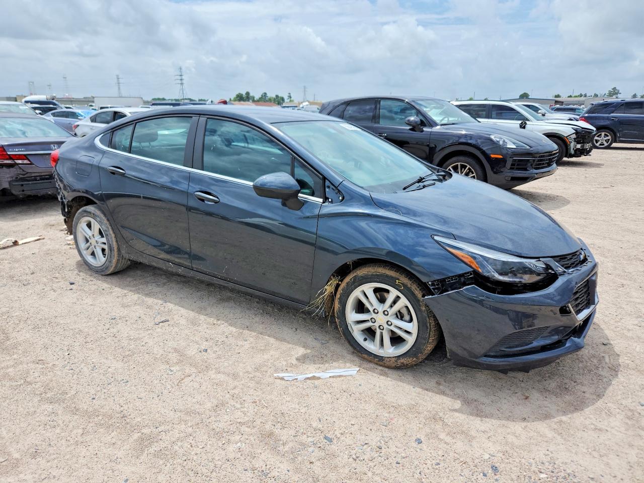 2017 Chevrolet Cruze Lt - Фото 4