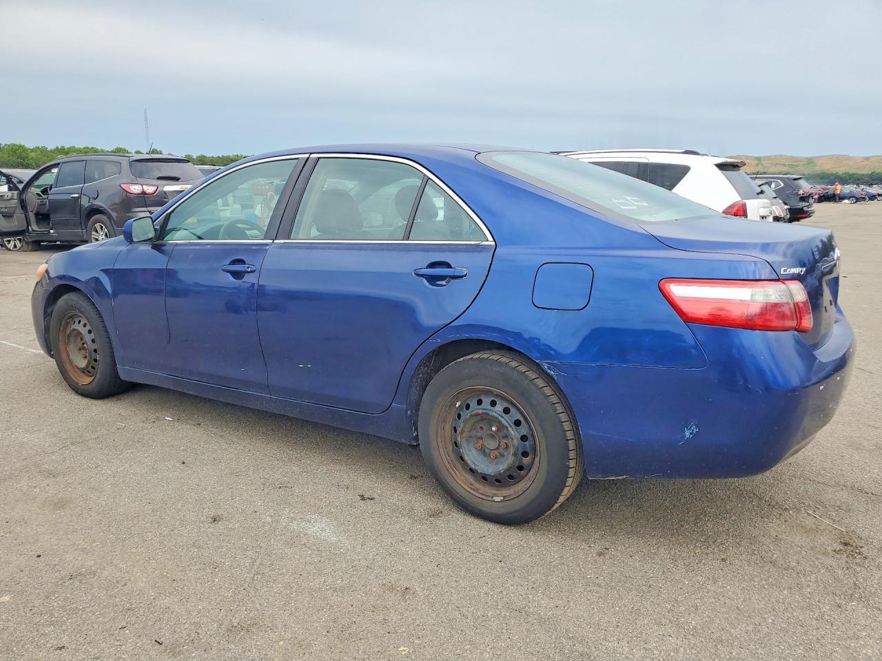 2016 Toyota Camry - Image 2