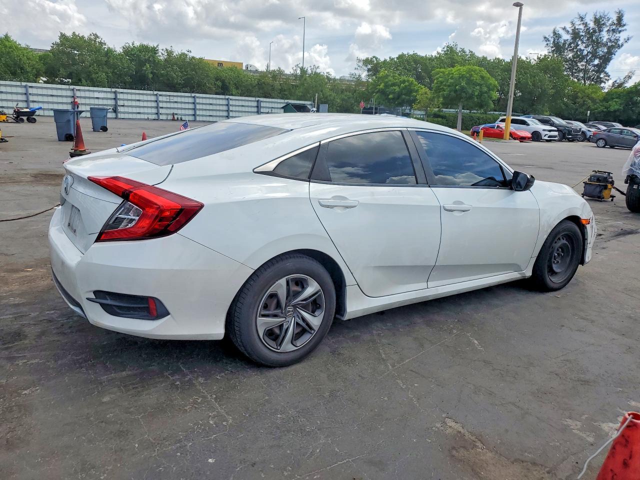 2019 Honda Civic Lx - Image 3