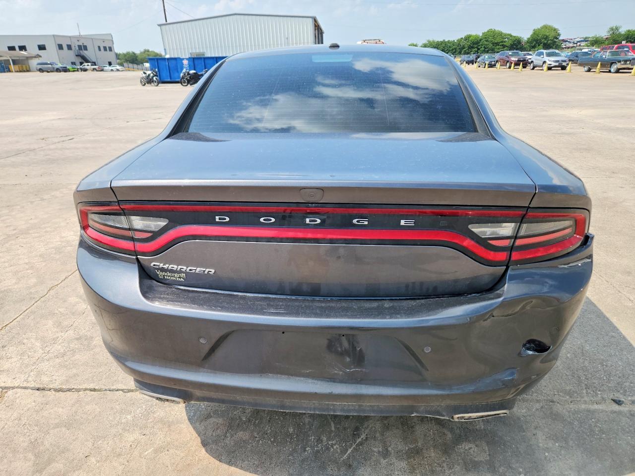 2022 Dodge Charger Sxt - Фото 6