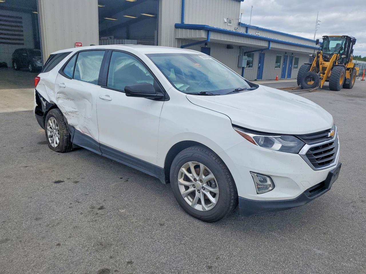 2018 Chevrolet Equinox Ls - Фото 4