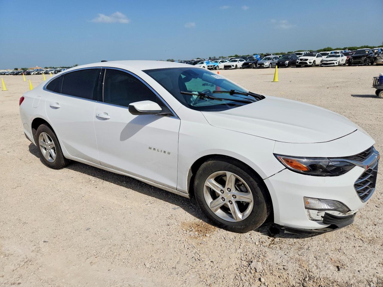 2020 Chevrolet Malibu Ls - Image 4