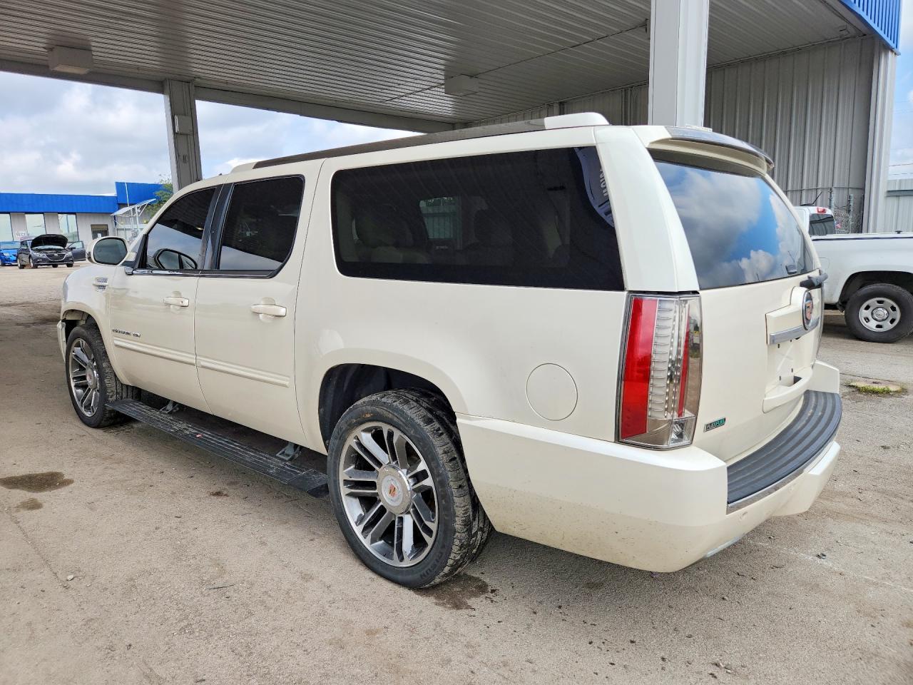 2012 Cadillac Escalade Esv Premium - Фото 2