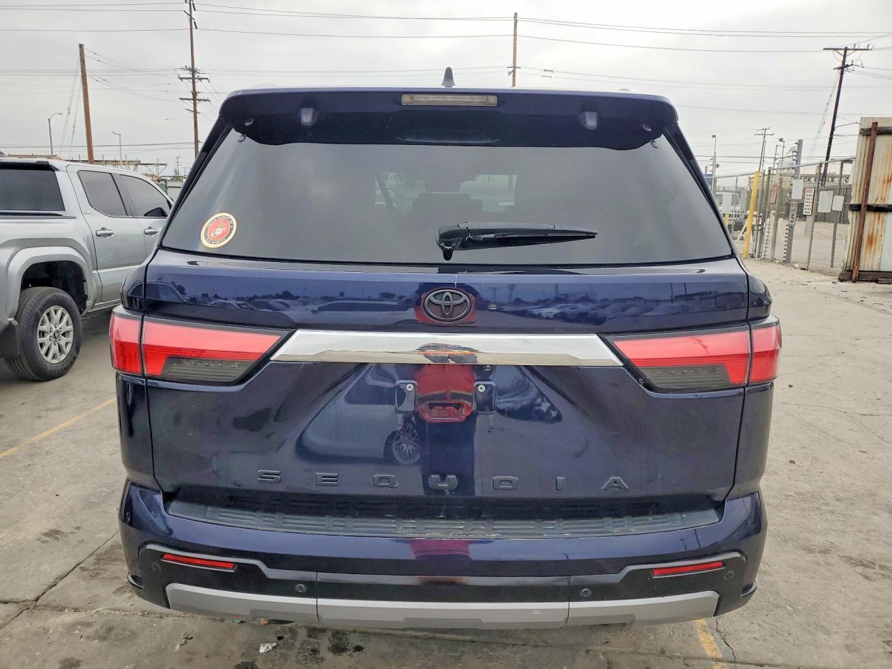 2024 Toyota Sequoia Limited - Фото 6