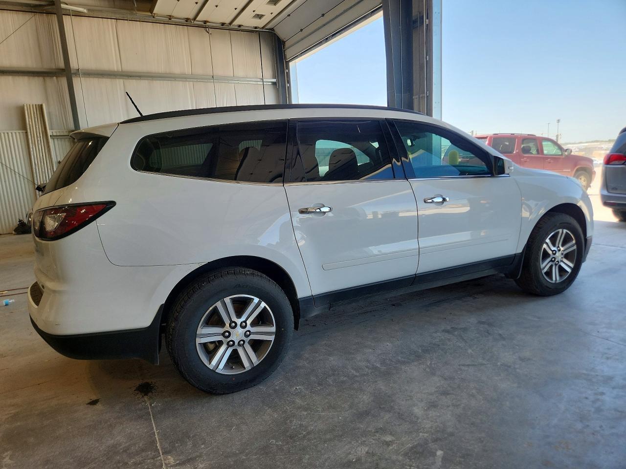 2017 Chevrolet Traverse Lt - Фото 3