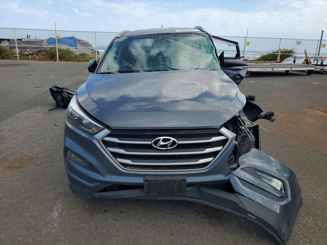 2017 Hyundai Tucson Se - Image 5