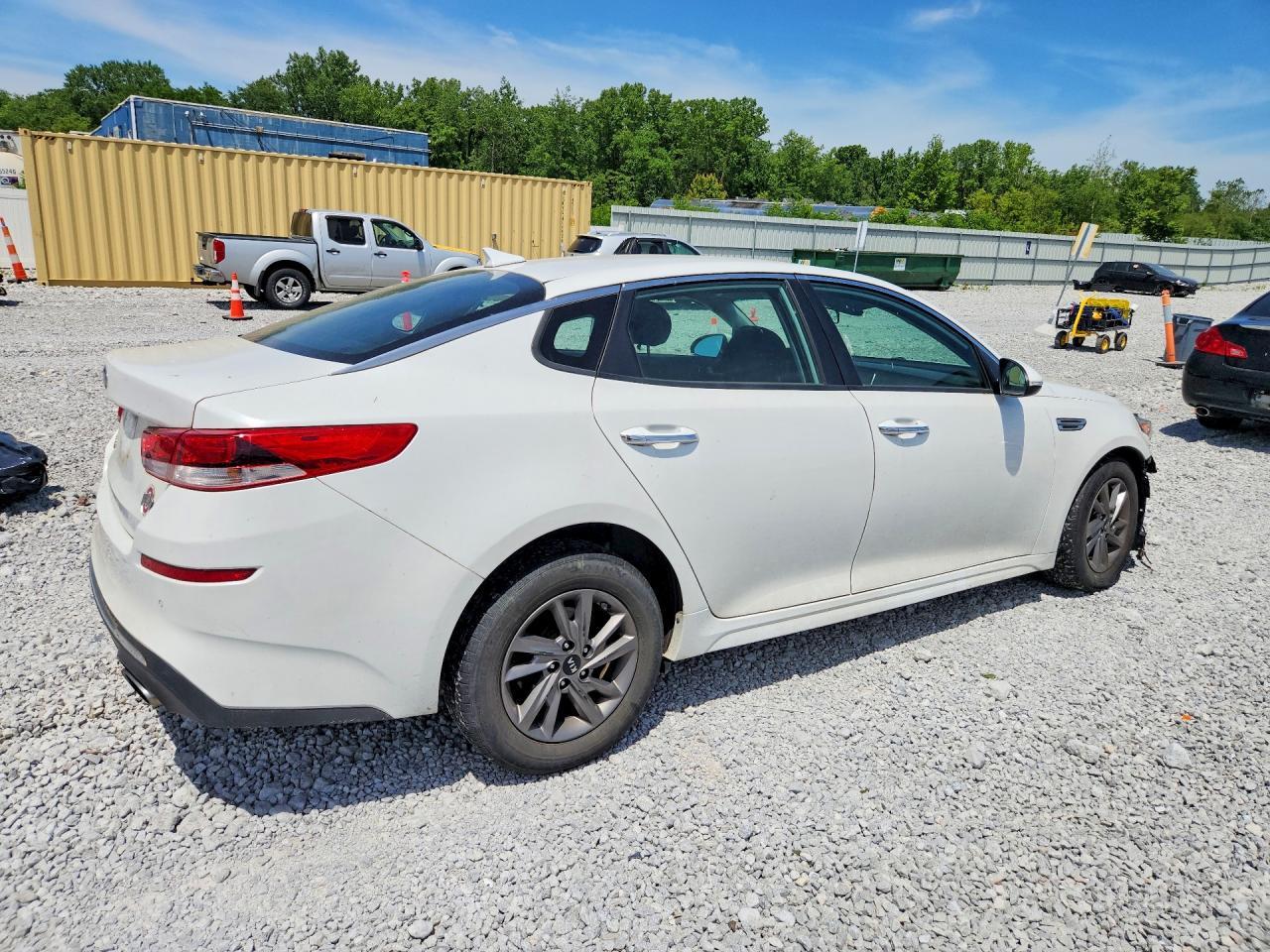 2020 Kia Optima Lx - Фото 3