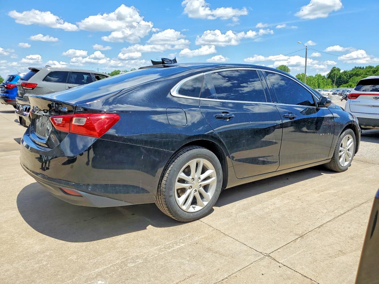 2017 Chevrolet Malibu Hybrid - Image 3