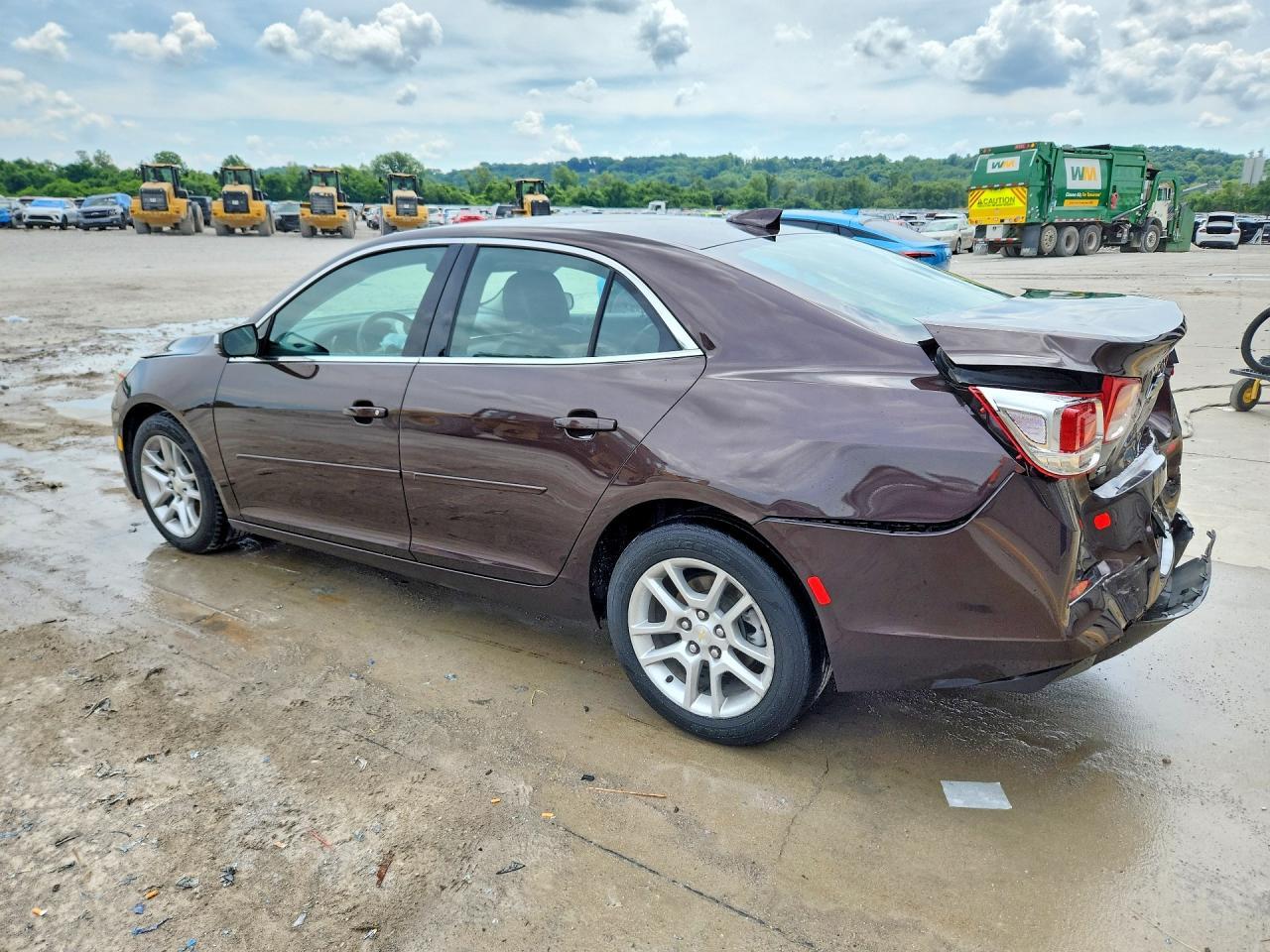 2015 Chevrolet Malibu 1Lt - Фото 2