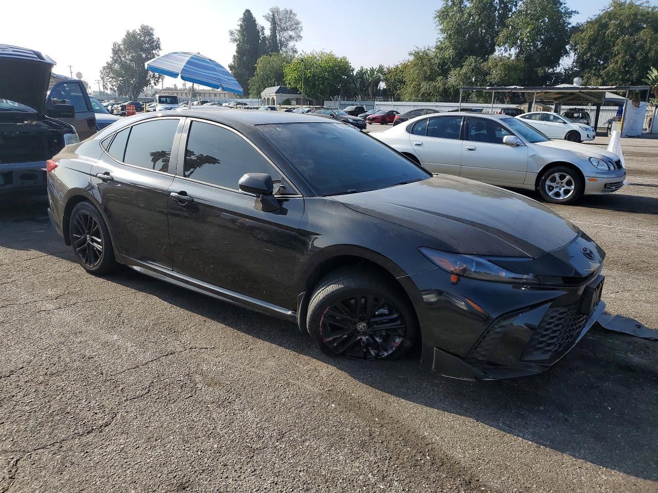 2025 Toyota Camry Se - Фото 4
