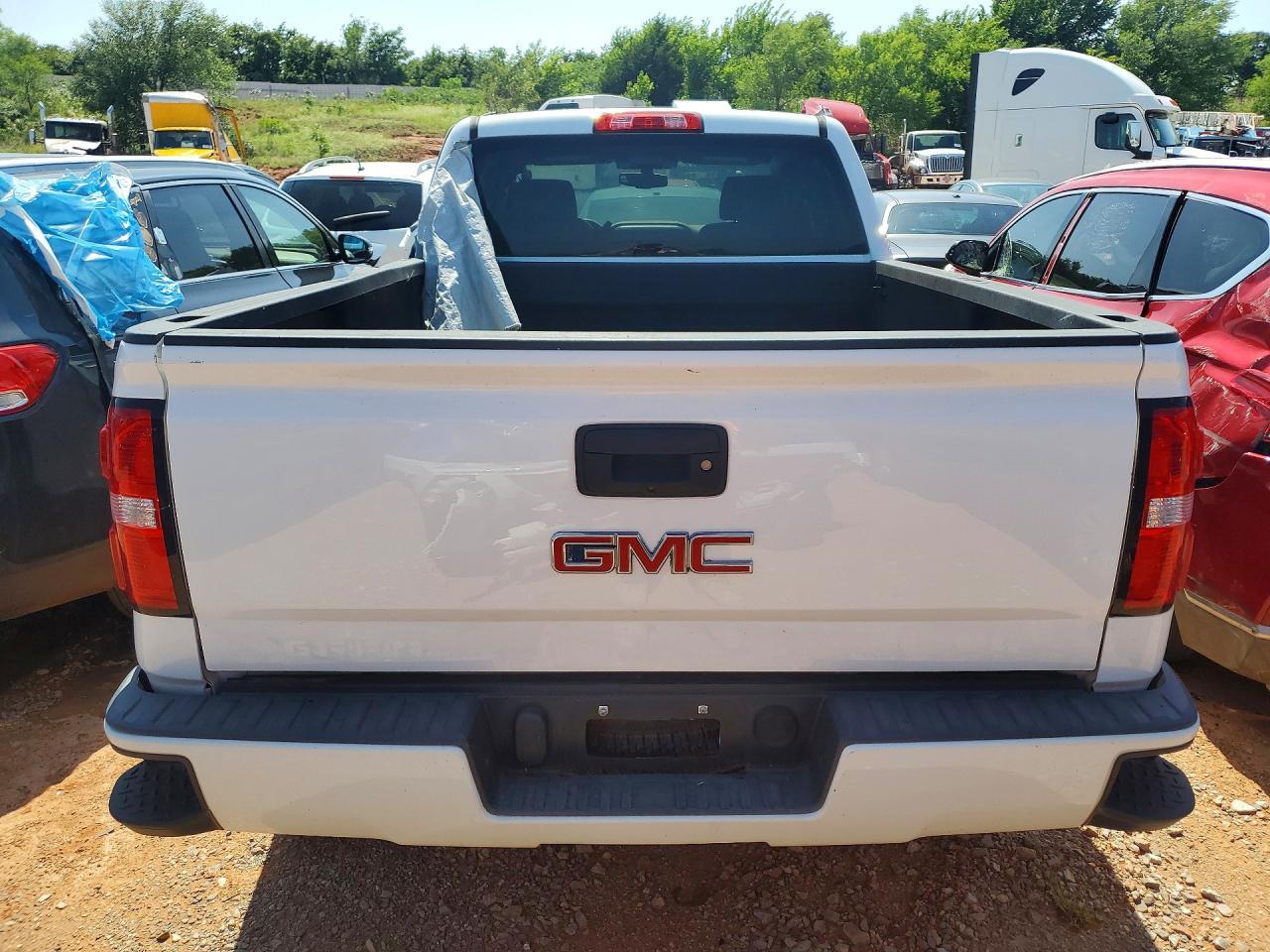 2018 GMC Sierra C1500 - Image 6