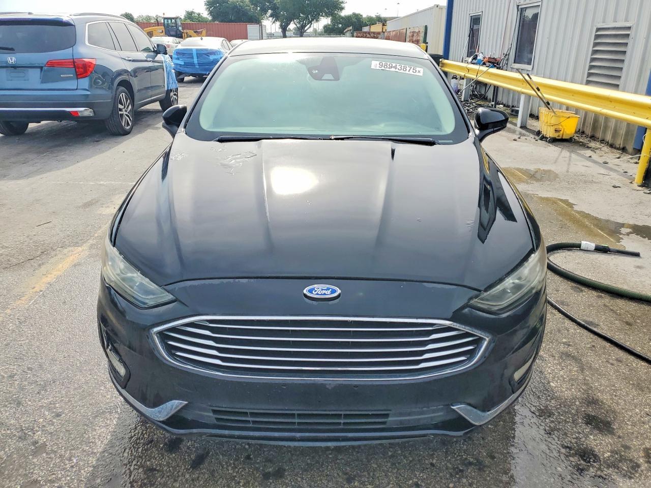 2020 Ford Fusion Se - Фото 5