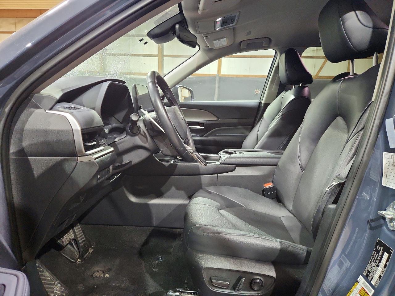 2025 Toyota Grand Highlander Xle - Image 7
