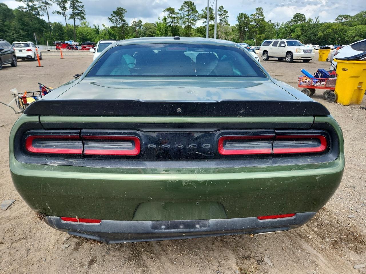 2022 Dodge Challenger Sxt - Image 6