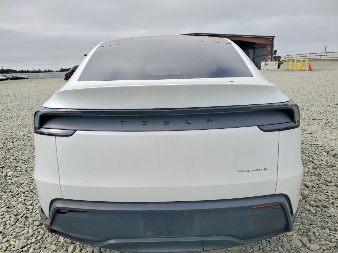 2026 Tesla Model Y - Image 6